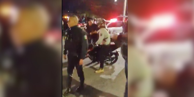 VIDEO: Captan abuso policial contra repartidor de comida en León
