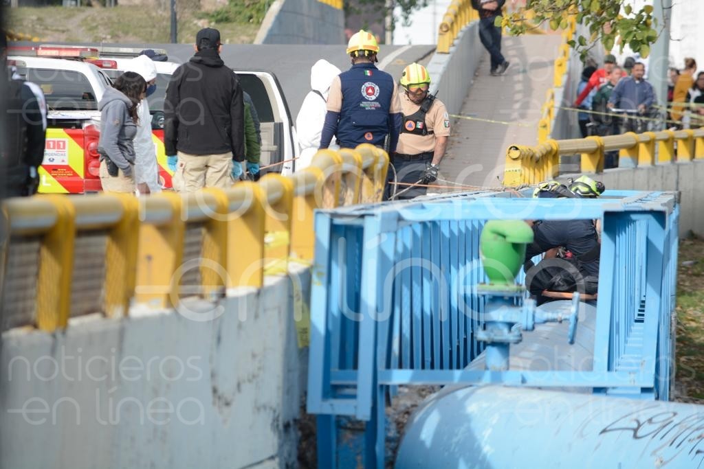 Muere motociclista tras accidentarse en el Malecón del Río