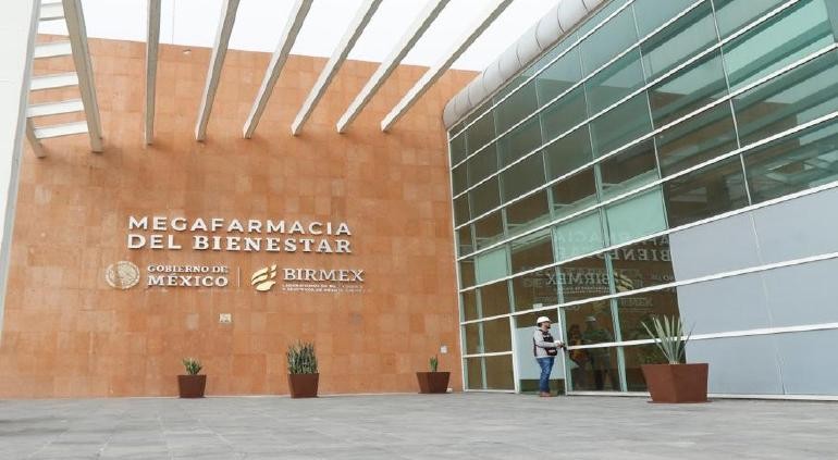 Inaugura AMLO 'Megafarmacia del Bienestar'