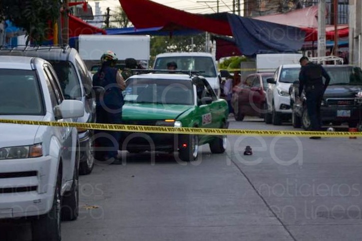 Ataque armado contra un taxi en la Línea de Fuego deja dos muertos y tres heridos