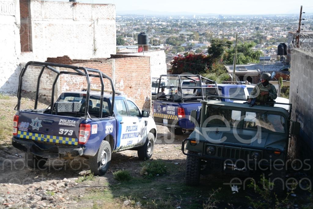 Halla a su hermano sin vida en el interior de su casa en Los Castillos