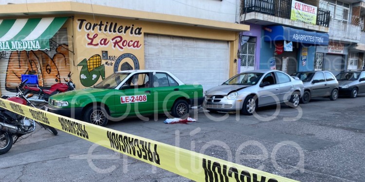 Balean a taxista en la colonia San Juan de Dios, León