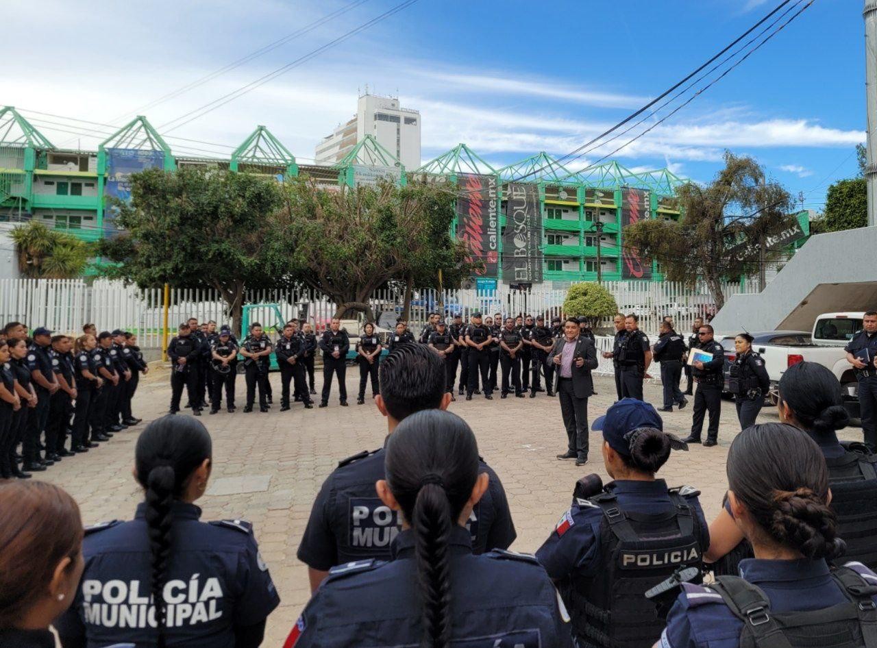 Despliegan operativo de seguridad en la Feria de León