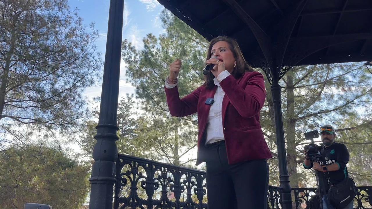 Busca Alma Alcaraz acabar con privilegios de los funcionarios en Guanajuato