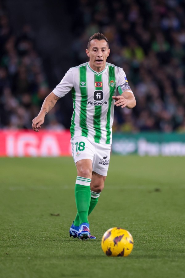 Andrés Guardado se despedirá del Real Betis en el partido contra Barcelona 
