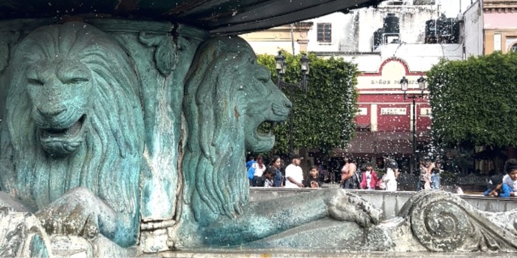 'La Fuente de los Leones' no se llama así; este es su nombre real