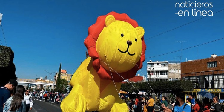 Así se vivió el desfile por el 448 aniversario de la fundación de León