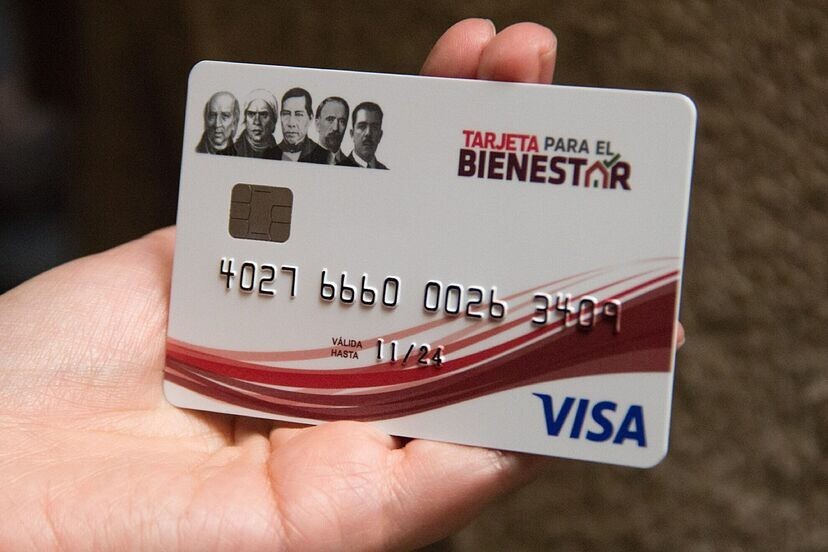 Anuncian pago adelantado de 12 mil pesos a adultos mayores