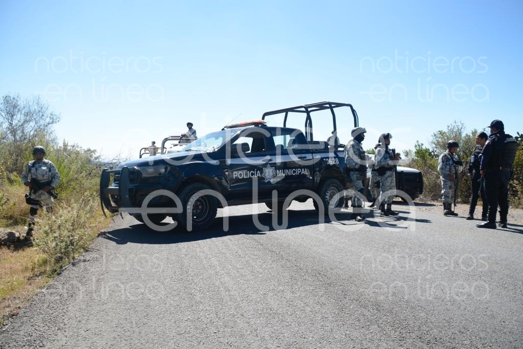 Hallan el cadáver de un hombre en la carretera rumbo a Comanja de Corona