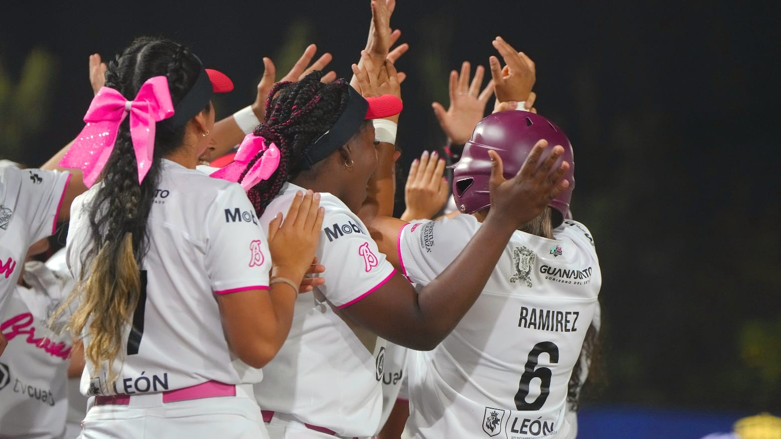 ¡Histórico! Logran Bravas de León su primera victoria