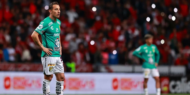 Andrés Guardado sufrió un desgarro de isquiotibiales