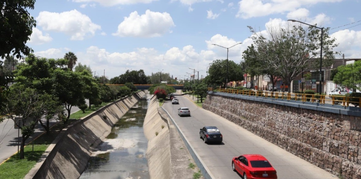 Abren circulación en la parte superior del Malecón del Río