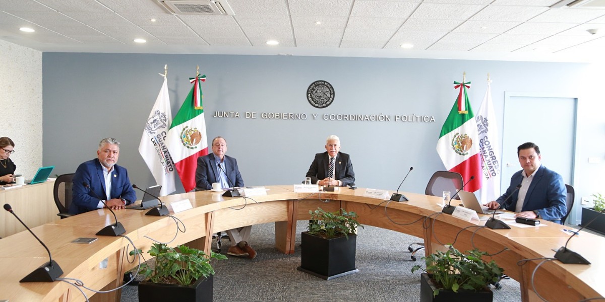 Aprueban glosa de último informe de Sinhue; Morena se inconforma