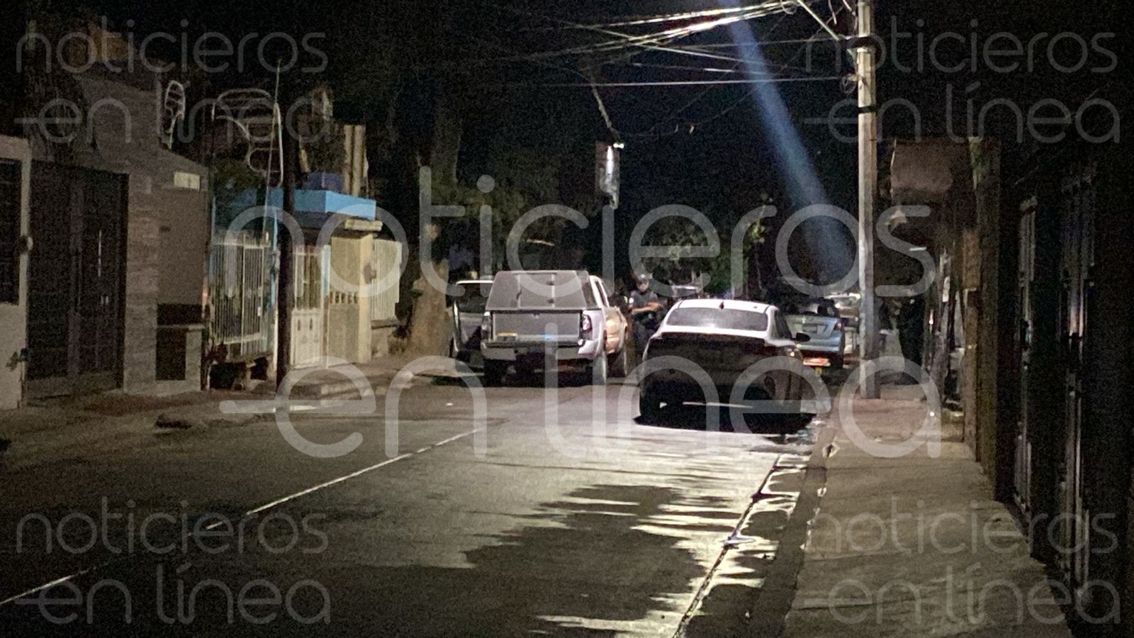 Balean a dos hermanos en plena mudanza en Valle de San José