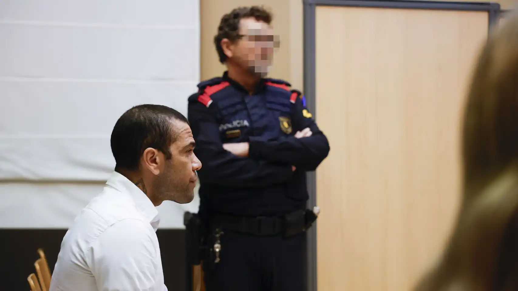 Condenan a Dani Alves a 4 años de cárcel por agresión sexual