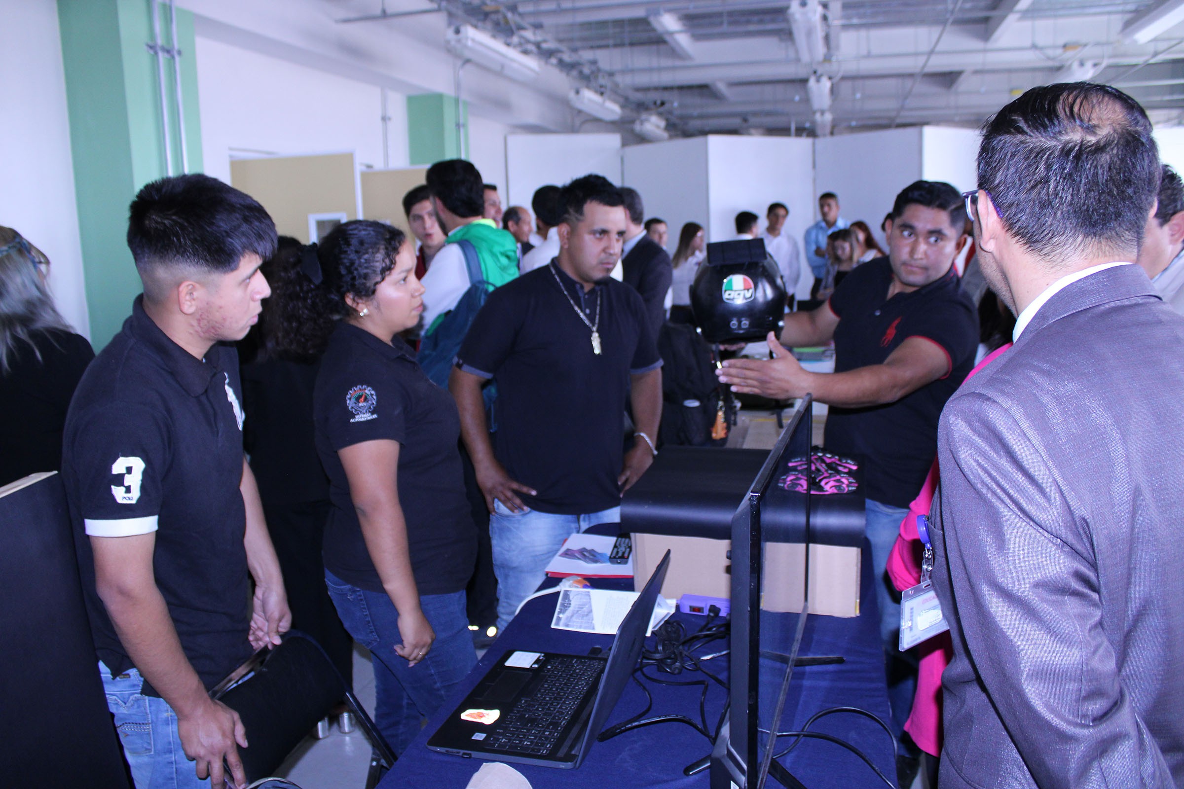 Busca SEG que jóvenes egresen con competencias para el mercado laboral