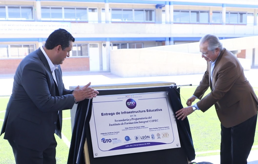 Legisladores de Morena no apoyan proyectos para salir de la pobreza: Diego Sinhue