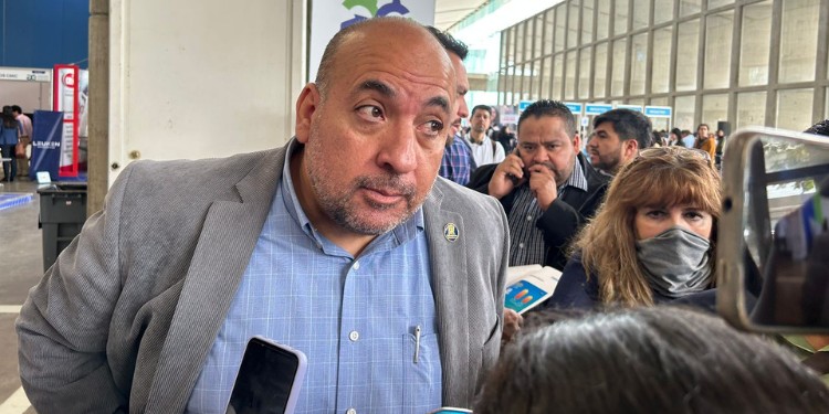 Justifica SDES que diputado Alejandro Arias vaya a gira por Asia