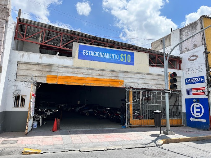 Avanzan pláticas con estacionamientos del Centro para extender horarios