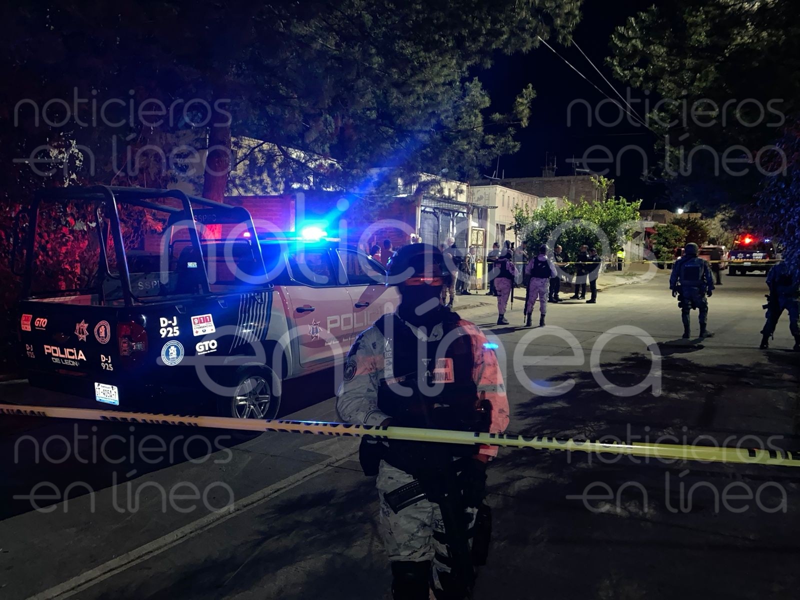 Asesinan a hombre en la cochera de su casa en Joyas de Castilla Plus