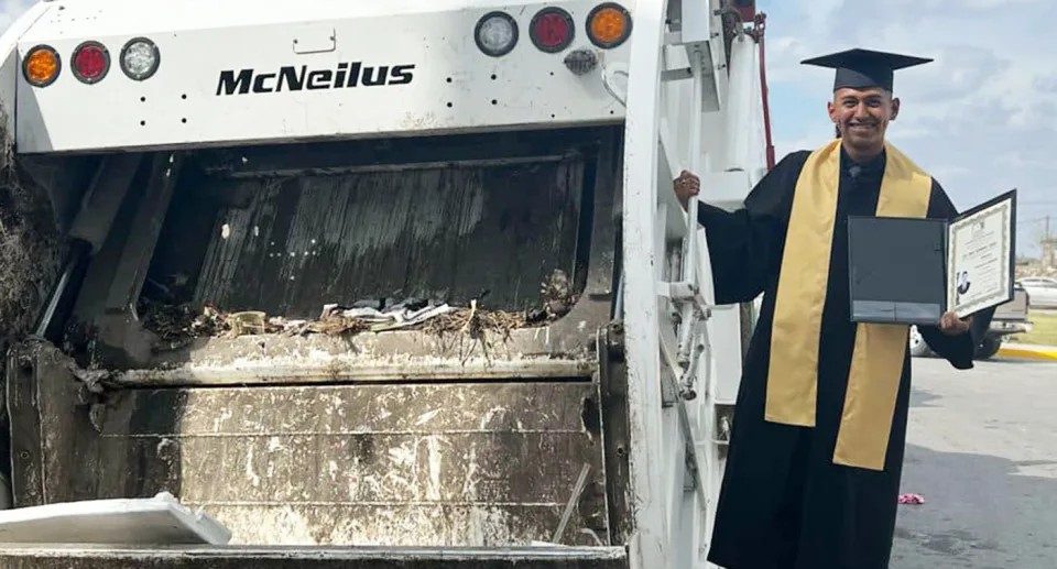 De recolector de basura a licenciado: la inspiradora historia de José Israel