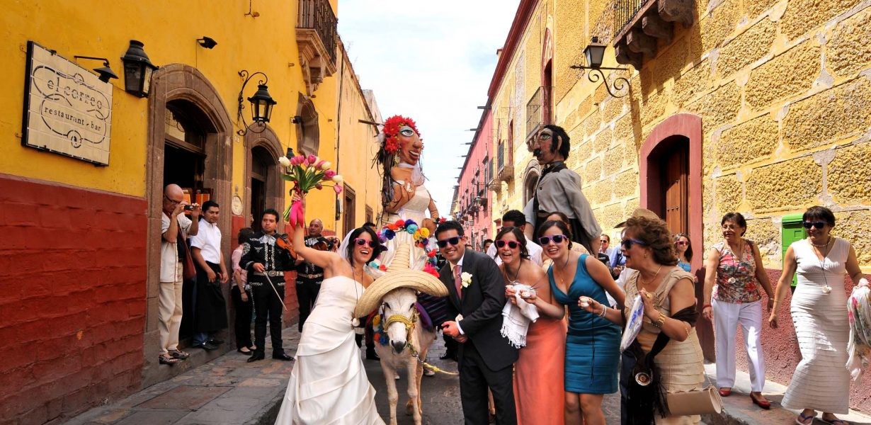 Guanajuato y San Miguel entre los destinos preferidos por extranjeros para casarse