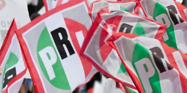 Asegura Zukeily López que no será comparsa de Ale Gutiérrez