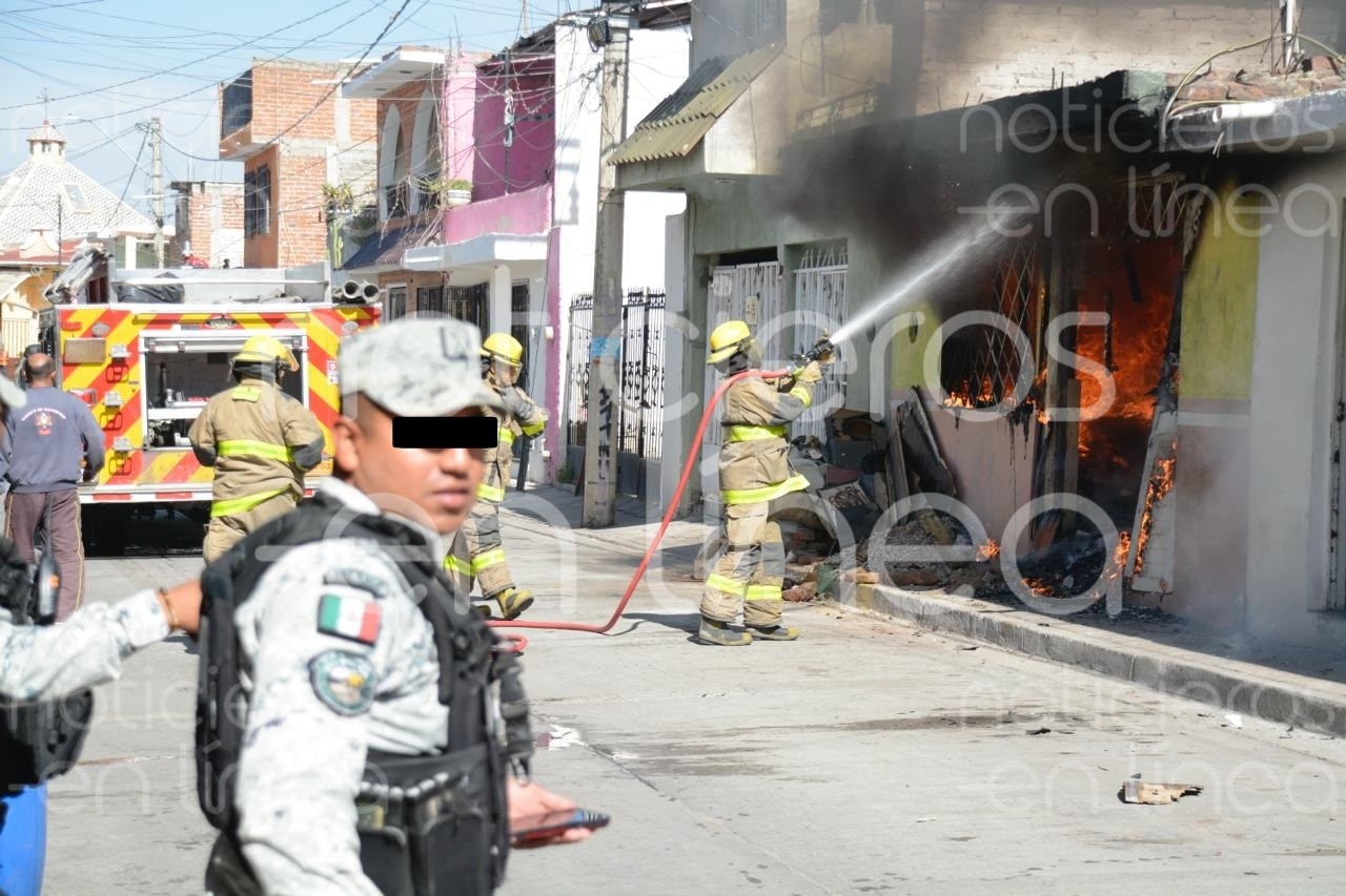 Arde vivienda en Valle de Señora; hallan media tonelada de basura consumida
