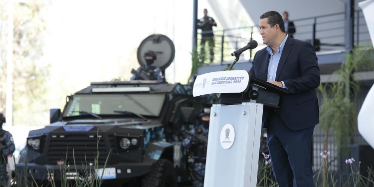 Minimiza Diego solicitud de desaparición de poderes: “manos les van a faltar”, dice