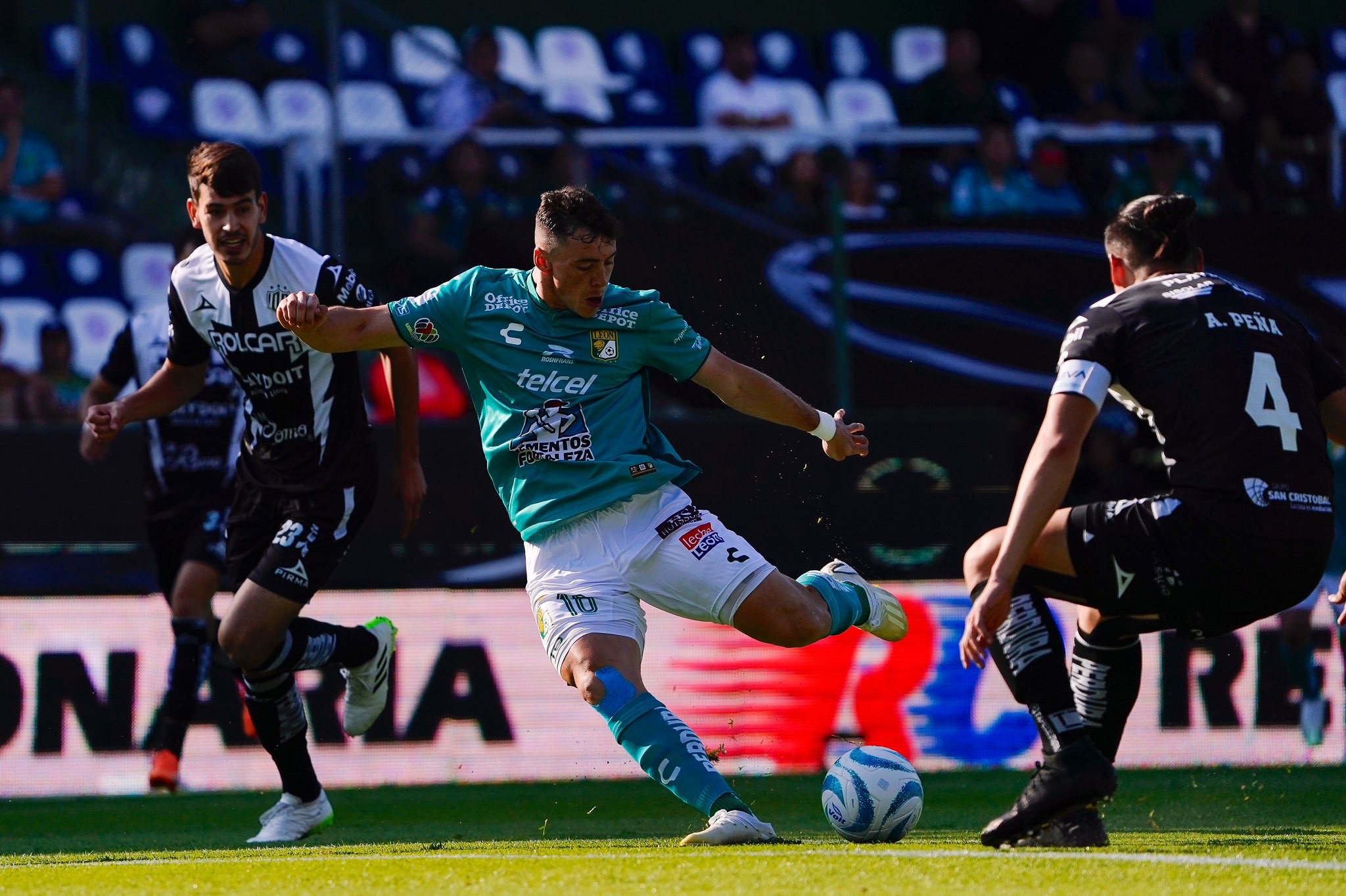 'La Fiera' se enfrenta al Necaxa en busca de tres puntos