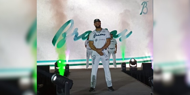 Presentan Bravos de León nueva piel para la Temporada 2024