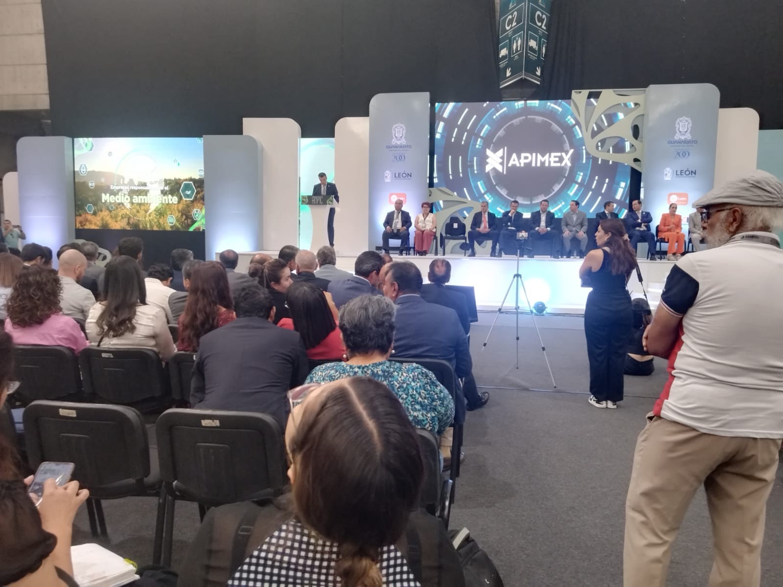 Aplaude Apimex aumento de aranceles, pero piden estrategias contra el ‘dumping’