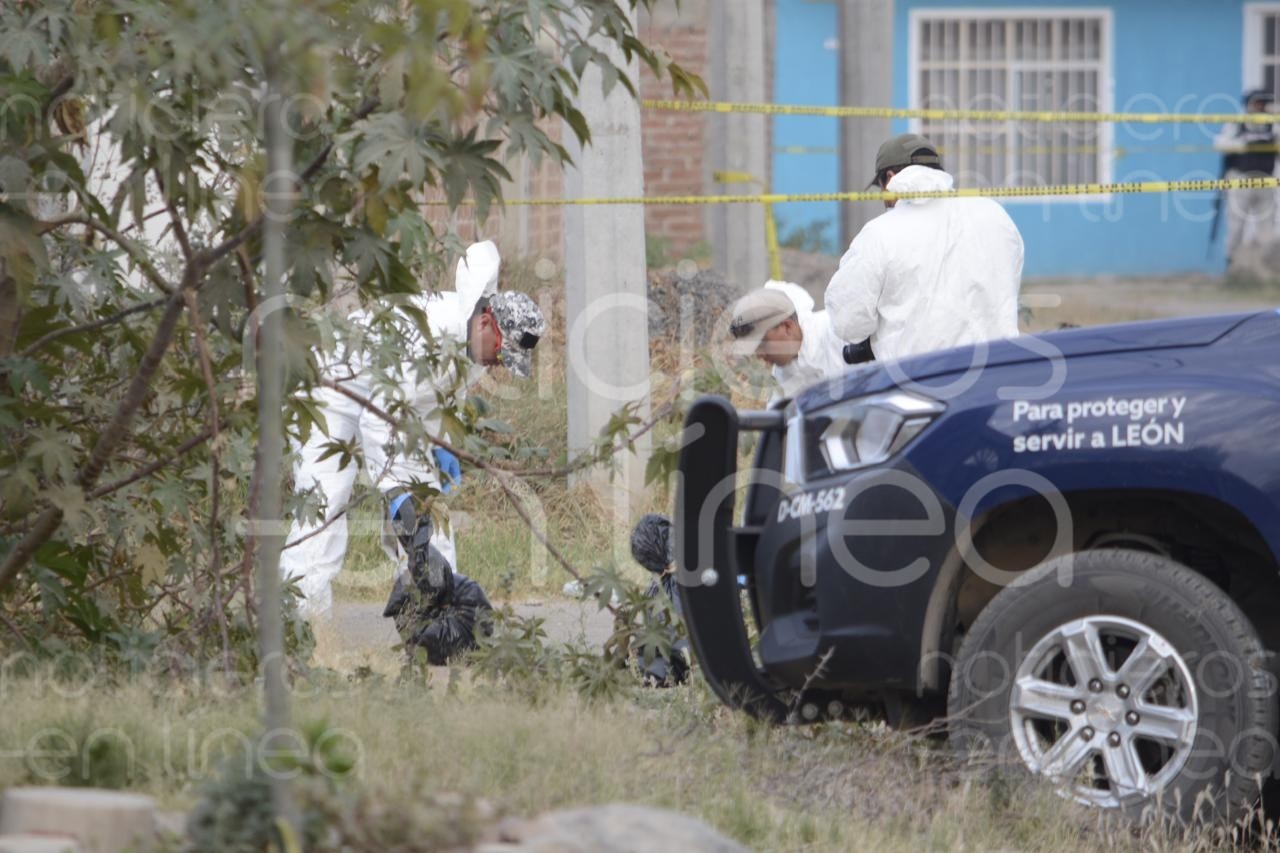 Hallan bolsas con restos humanos en Valle de las Flores
