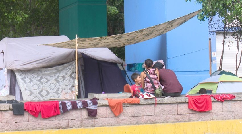 “Migrar no es un delito”, la travesía de José y su familia para llegar a EU