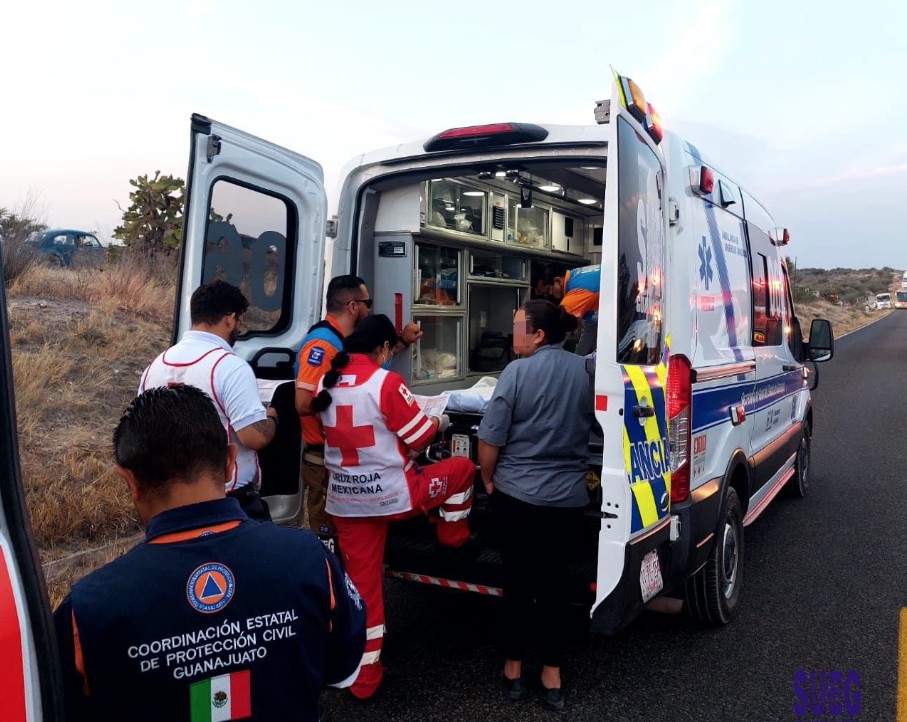 Siguen hospitalizados 6 menores tras accidente de peregrinos de Guanajuato