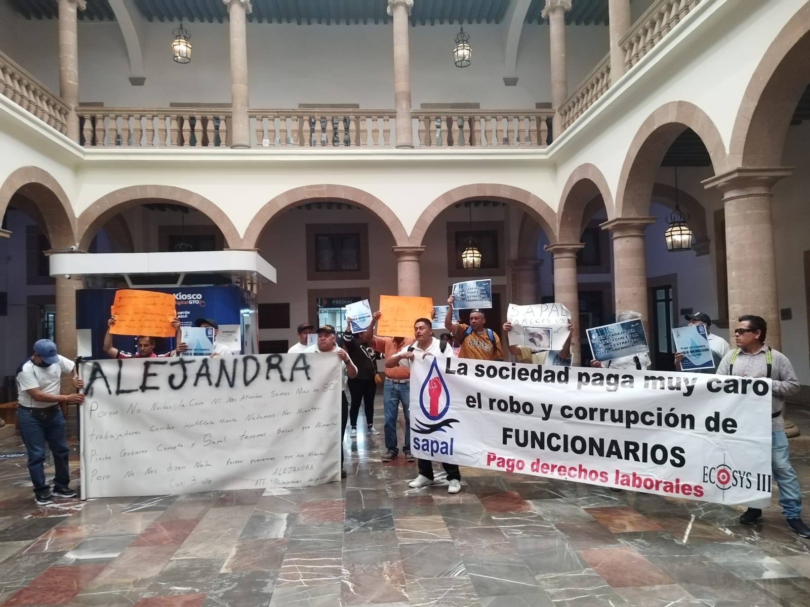 Retenidos más de 10 MDP para indemnizar a extrabajadores de Ecosys