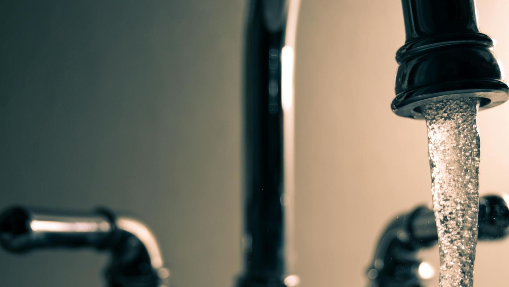 Alistan entrega de regaderas y bolsas ahorradoras de agua en León