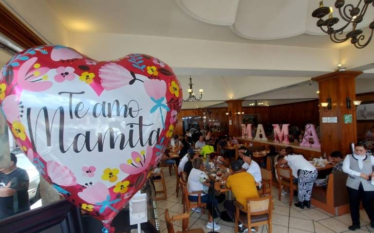 Sugieren restauranteros reservar con tiempo para el 10 de mayo