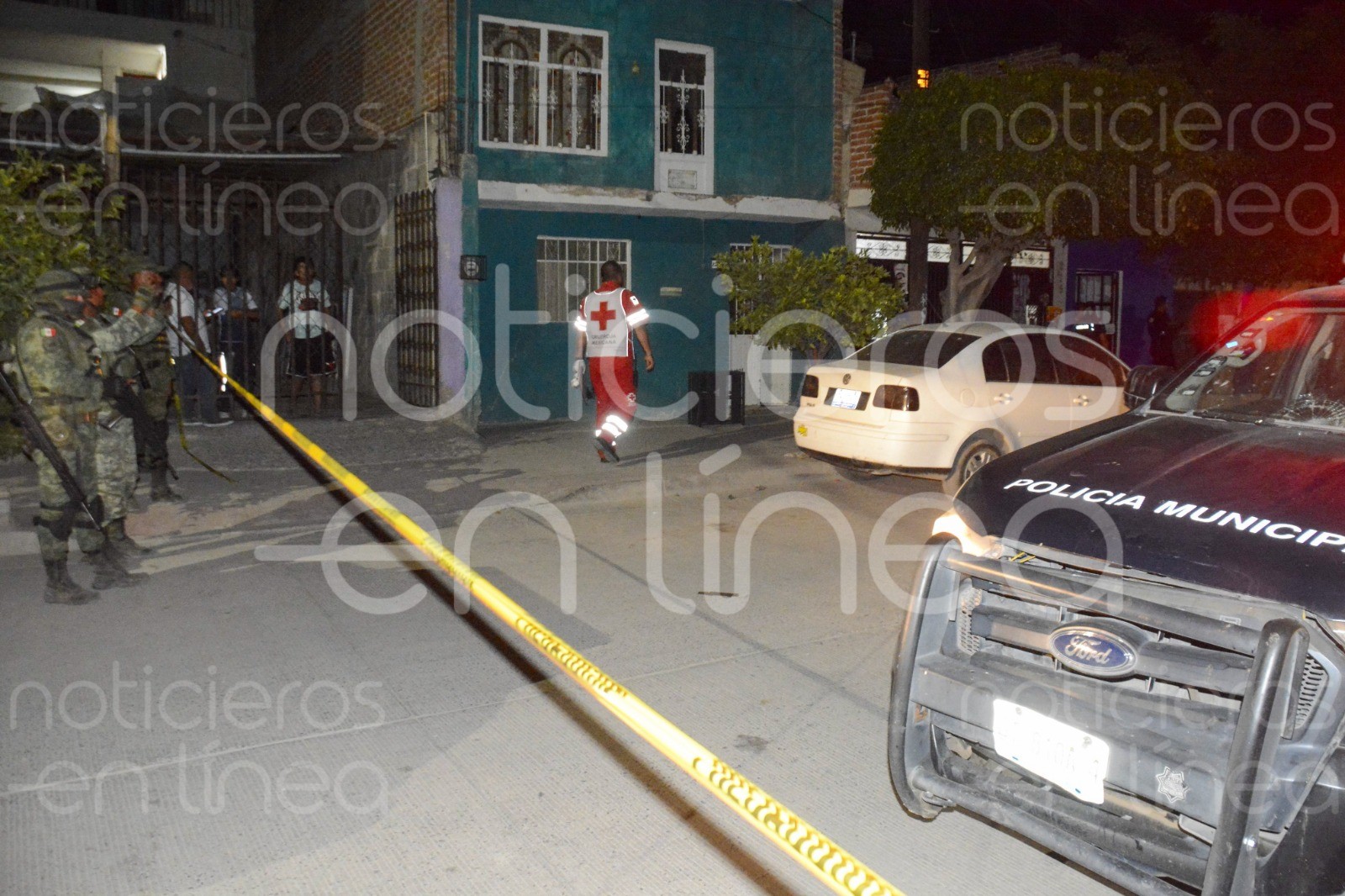 Disparan contra vivienda en la colonia Medina y hieren a hombre