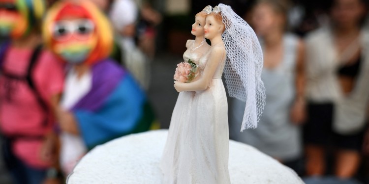 Habrá boda masiva durante marcha Pride en León