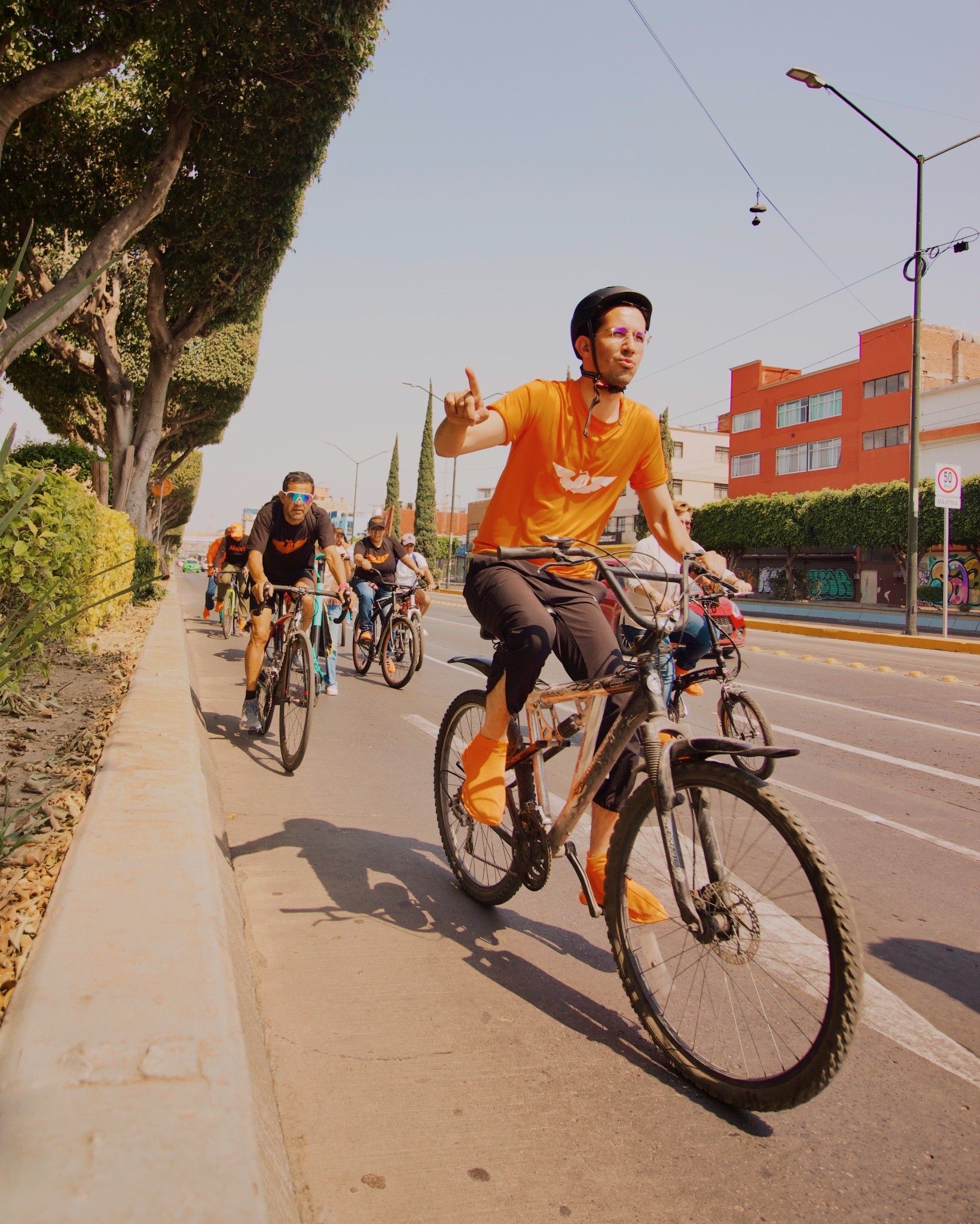 Celebra Juan Pablo que Ale Gutiérrez le copie propuestas