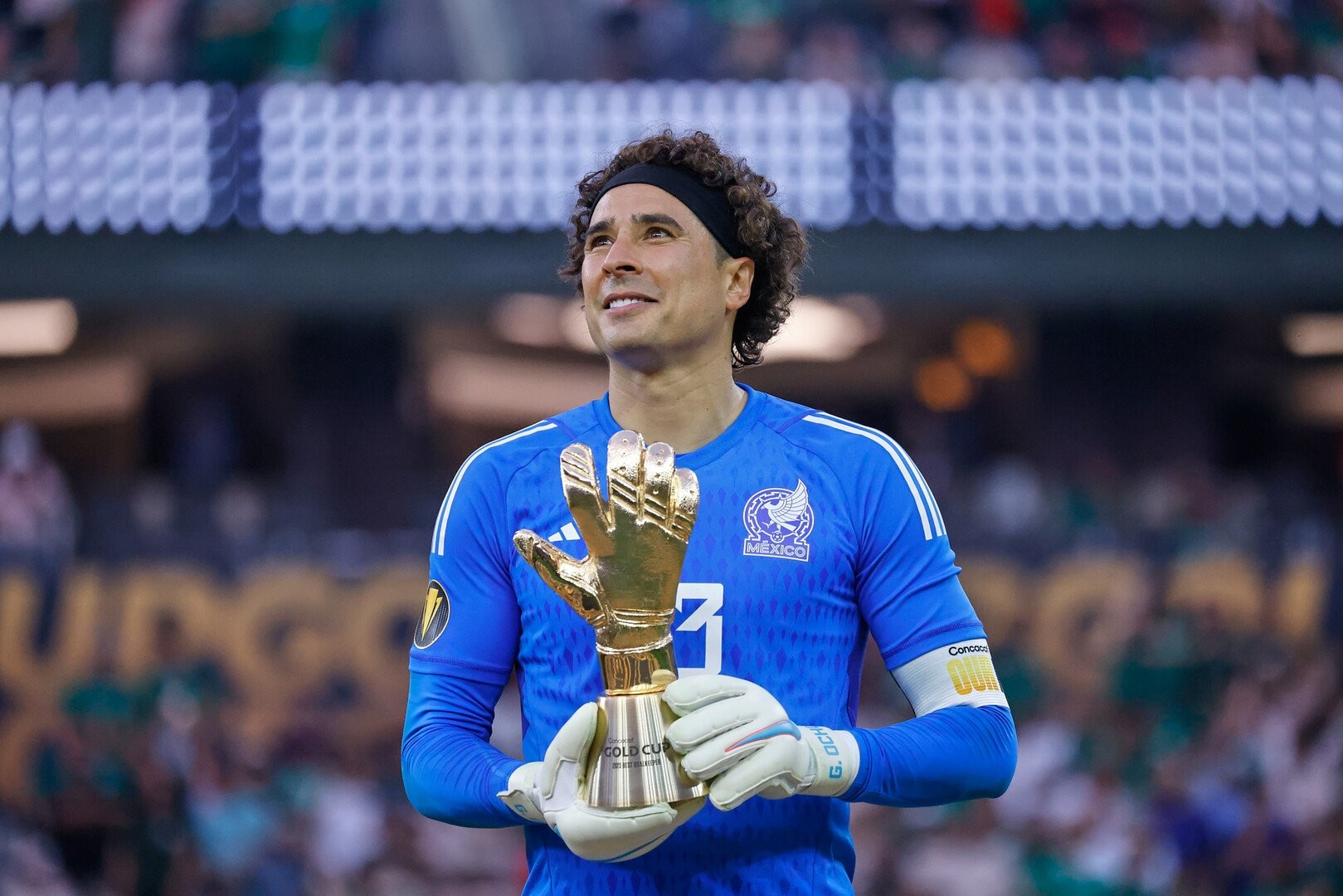 Guillermo Ochoa podría volver a la Liga MX con el Club León