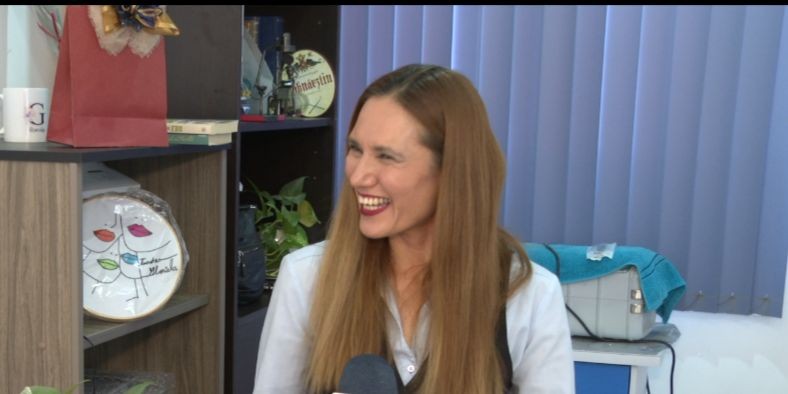 Alumnos realizados, la mayor satisfacción de la maestra Gloriela Llantada