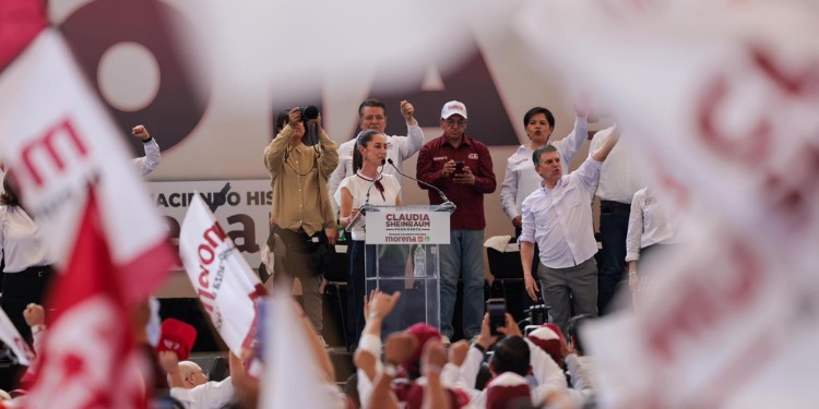 Pide Claudia Sheinbaum no dar voto por tarjeta rosa