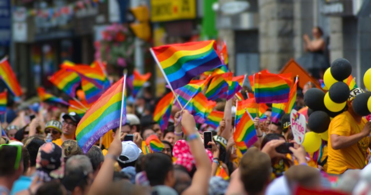 ¿Por qué junio es el Mes del Orgullo LGBTQ?
