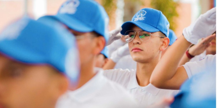 ¿Cuándo comenzaría a funcionar la nueva prepa militarizada en León?