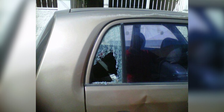 Cristalazos y robos de autos, a la orden del día en León