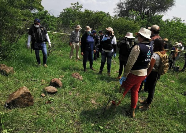 Mecanismos actuales insuficientes, buscadoras viven bajo amenaza, señala activista