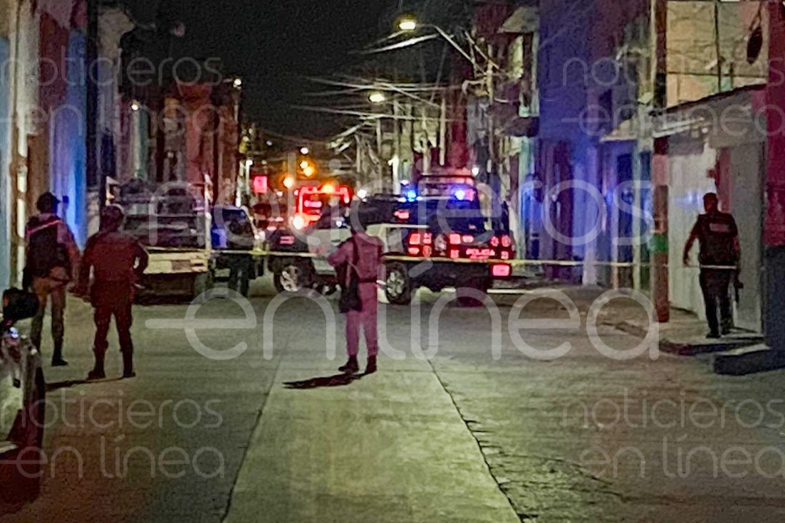 Vecinos hallan cuerpo encobijado en Lomas de Vista Hermosa