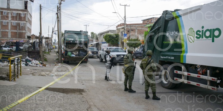 Recolectores de basura hallan feto en la colonia Medina